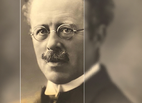 JEF MENNEKENS, gemeentesecretaris en letterkundige – 21 september